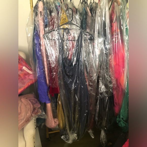 Sophisticated Backless Navy Dress - Picture 4 of 10